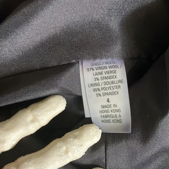 🖤 SOLD 🖤 Black Fitted Wool Blazer Jacket with Lace Trim by Elie Tahari ~ 4 - Picture 13 of 14